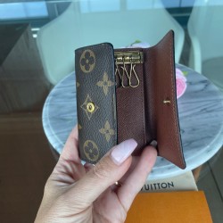 Louis Vuitton 6 Key Holder