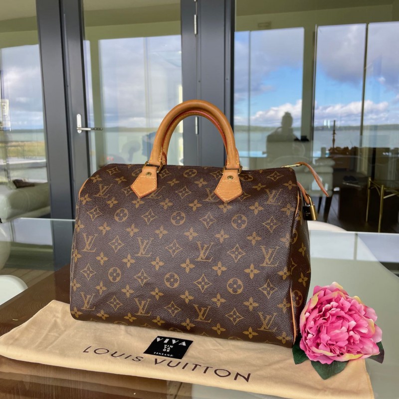 Louis Vuitton Speedy 30