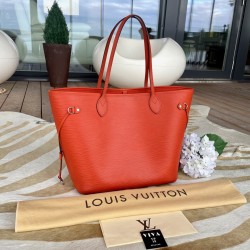 Louis Vuitton Neverfull MM tote