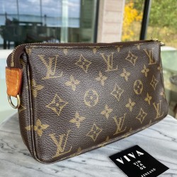 Louis Vuitton Pochette Accessoires