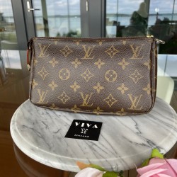 Louis Vuitton Pochette Accessoires