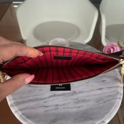 Louis Vuitton Pochette + ketju