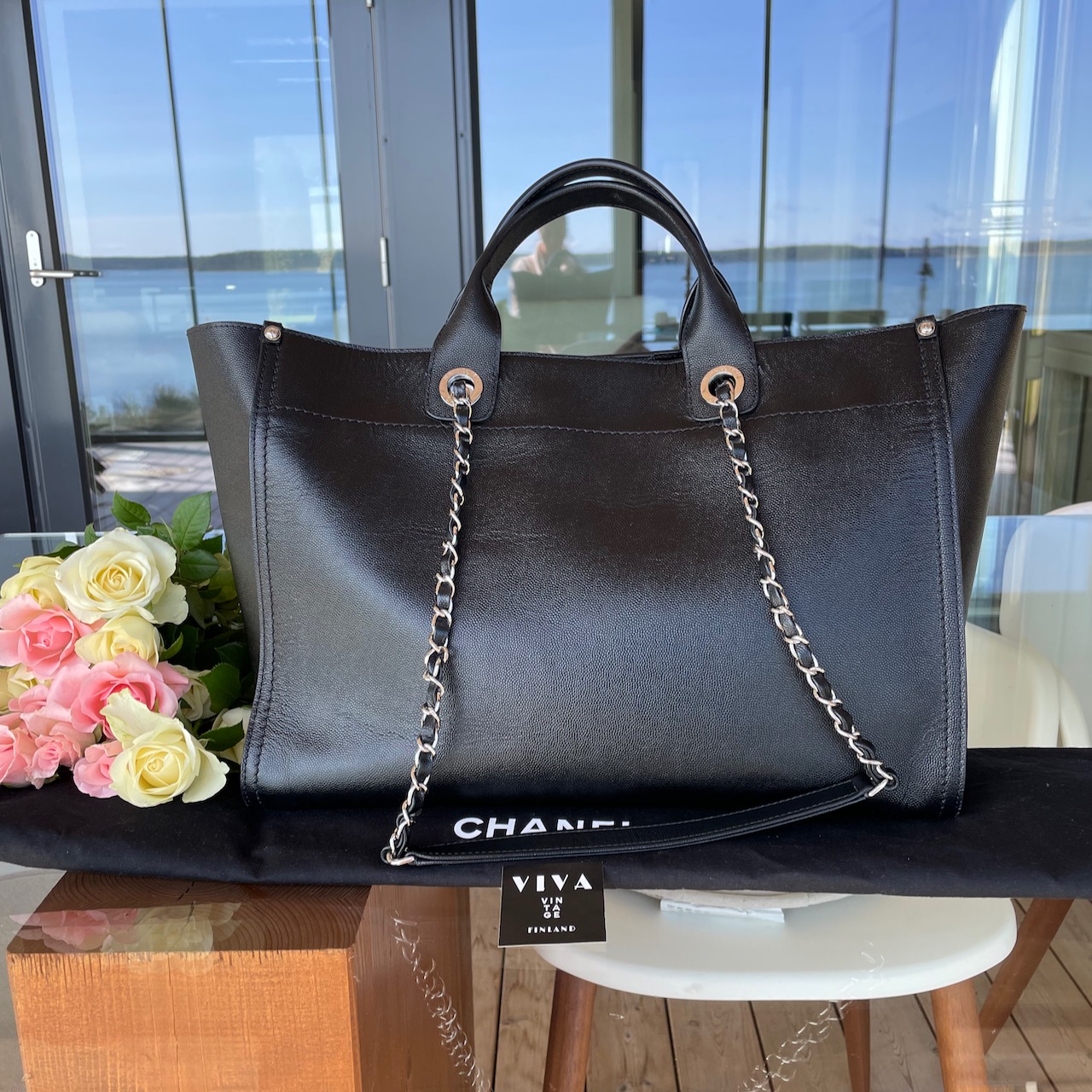 Chanel Deauville Medium - Image 10