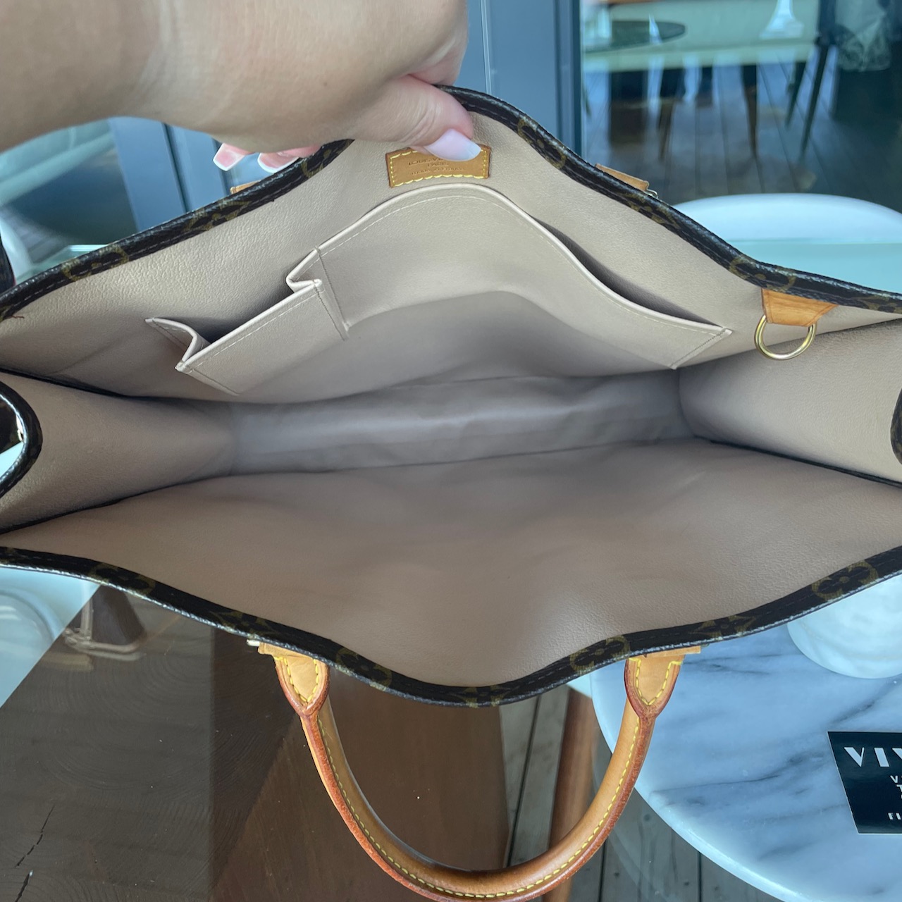 Louis Vuitton Sac Plat - Image 9