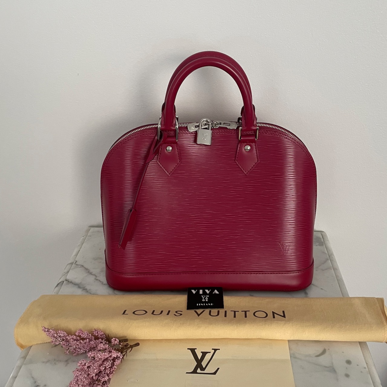 Louis Vuitton Alma PM - Image 12