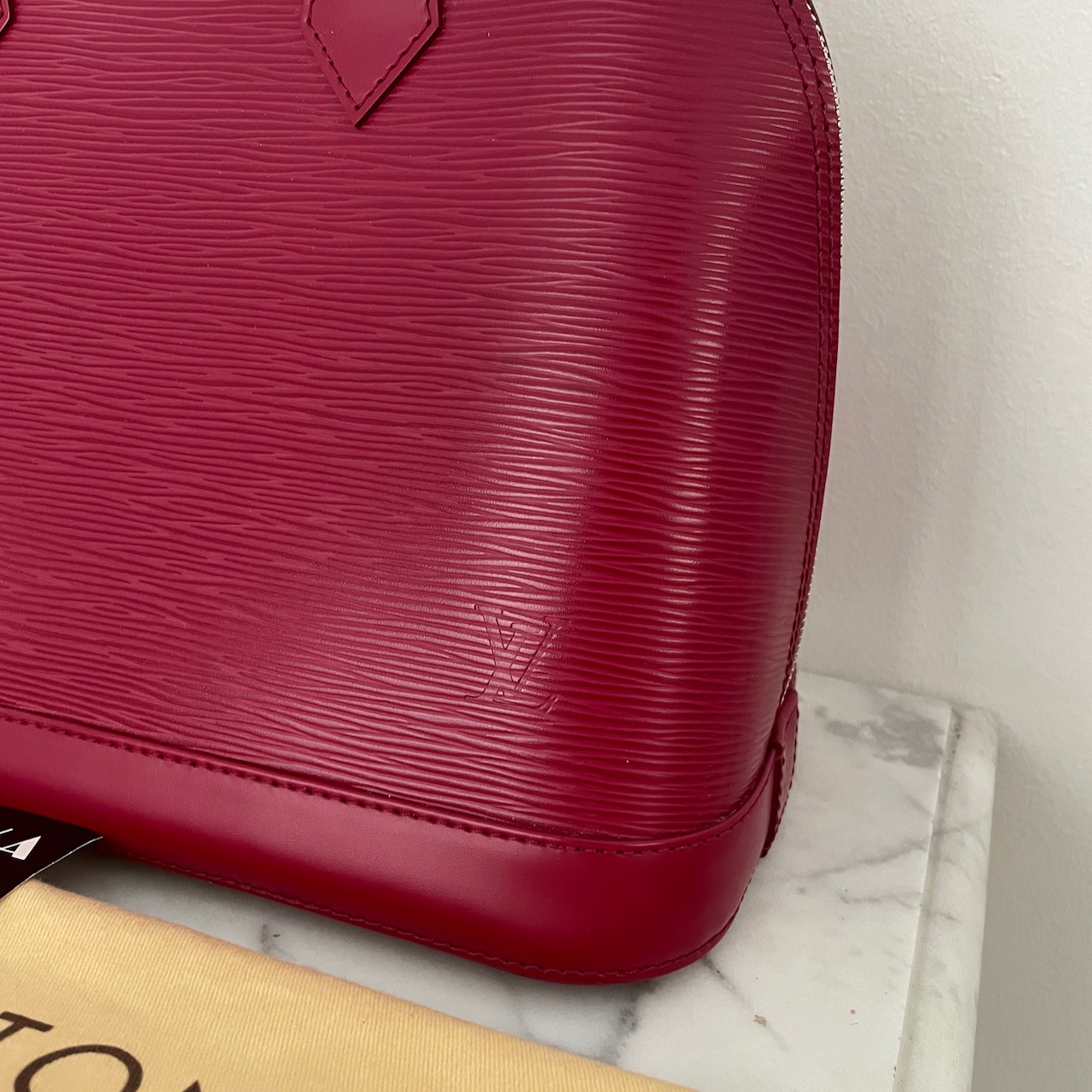 Louis Vuitton Alma PM - Image 10