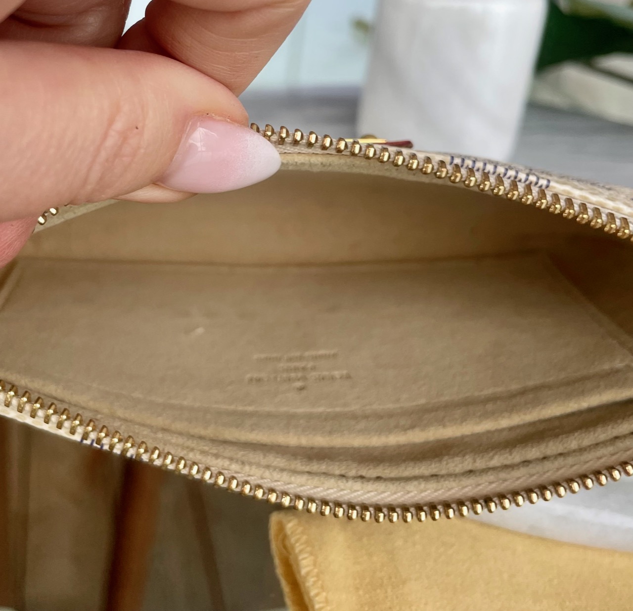 Louis Vuitton Milla MM - Image 6