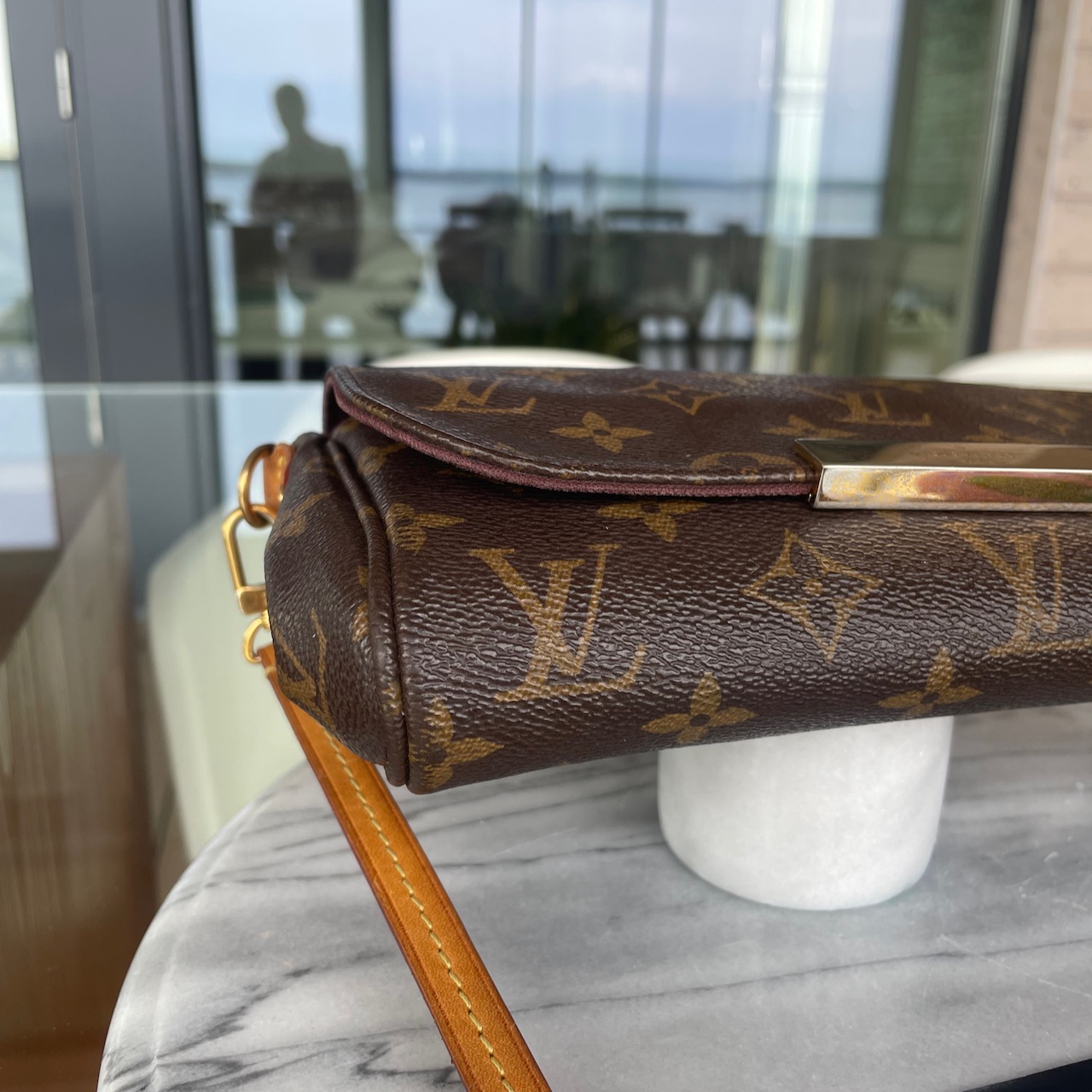 Louis Vuitton Favorite PM - Image 4