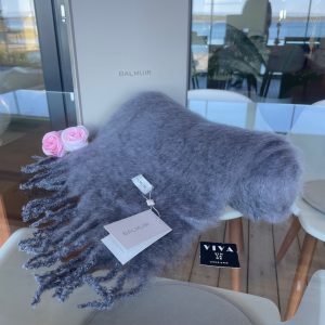 Balmuir Aurora mohair scarf