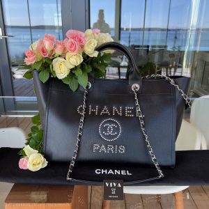 Chanel Deauville Medium