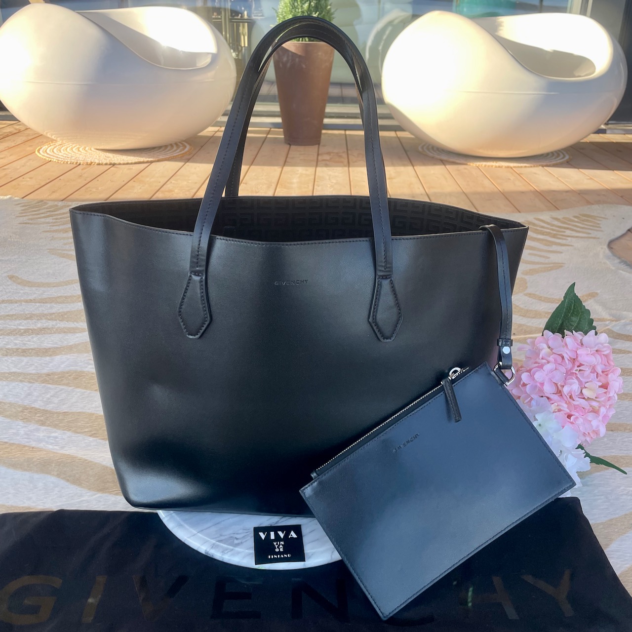 Givenchy Wing Shopper - Image 24