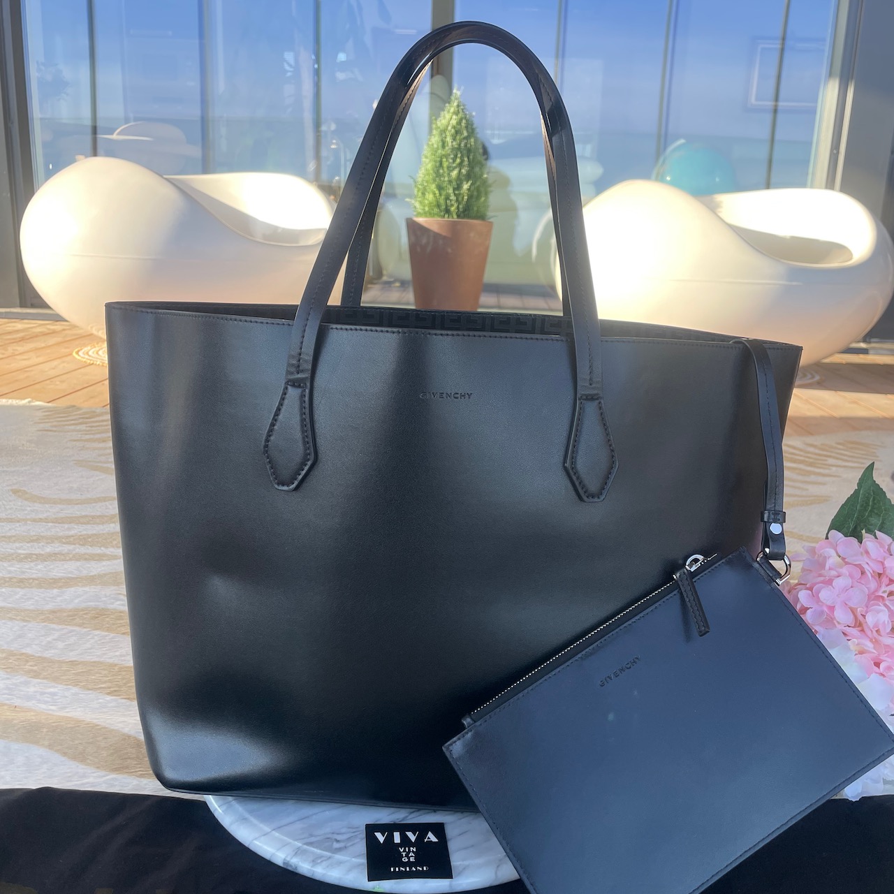 Givenchy Wing Shopper - Image 22