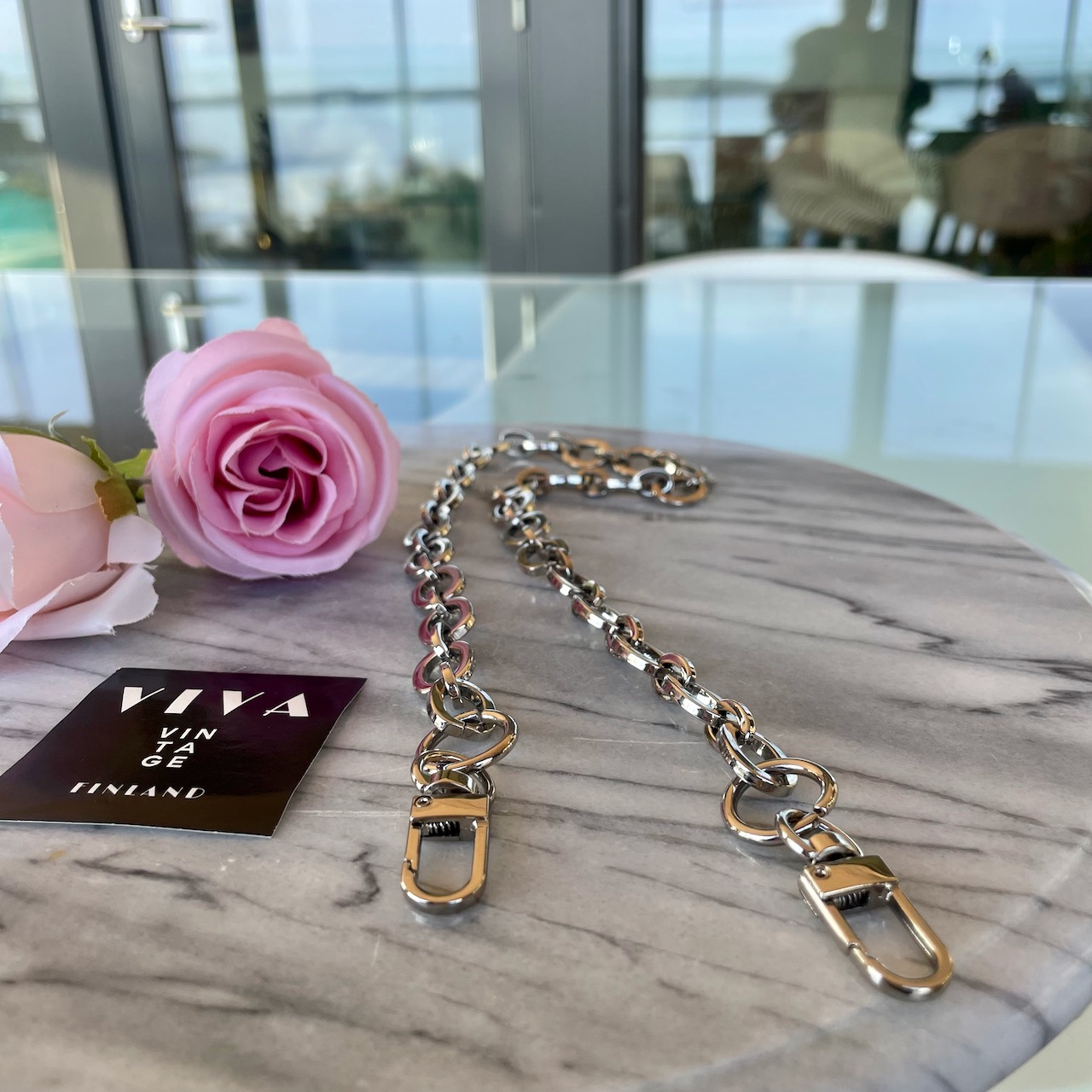 Lyhyt laukkuketju - Image 2