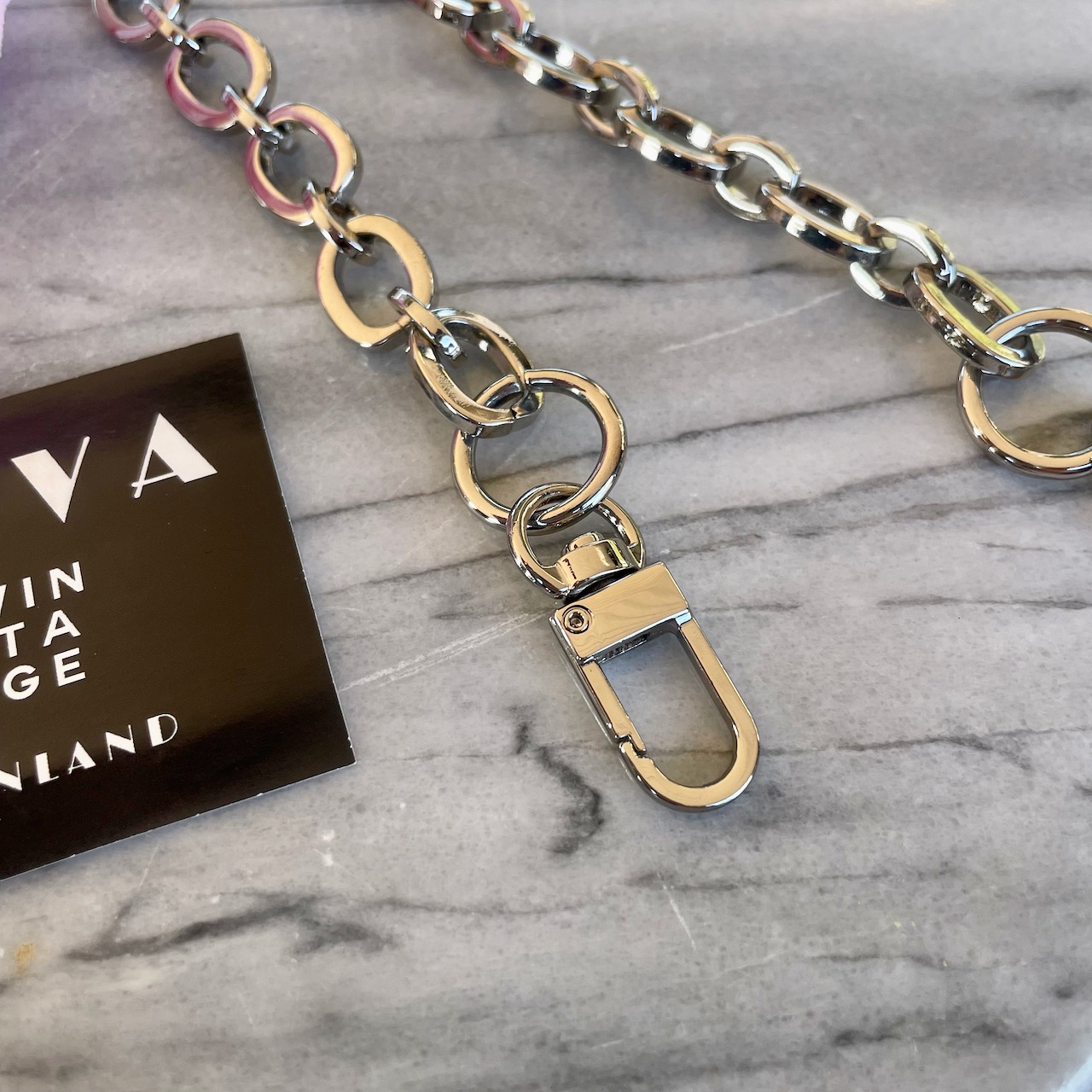 Lyhyt laukkuketju - Image 5