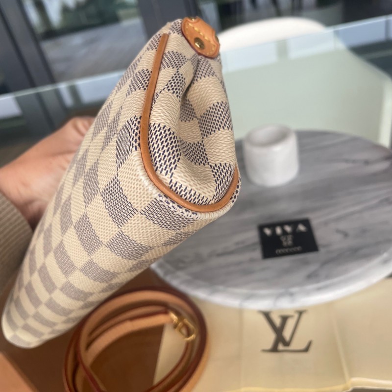 Louis Vuitton Eva - Image 9