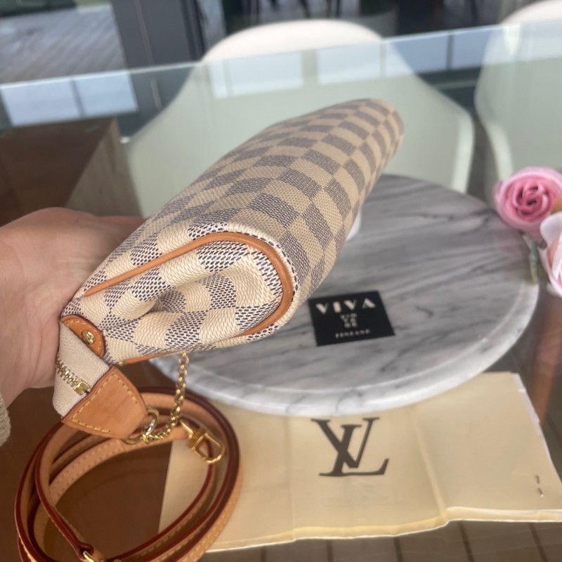 Louis Vuitton Eva - Image 8