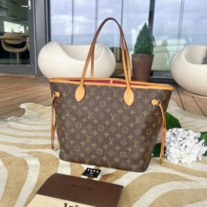 Louis Vuitton Neverfull MM