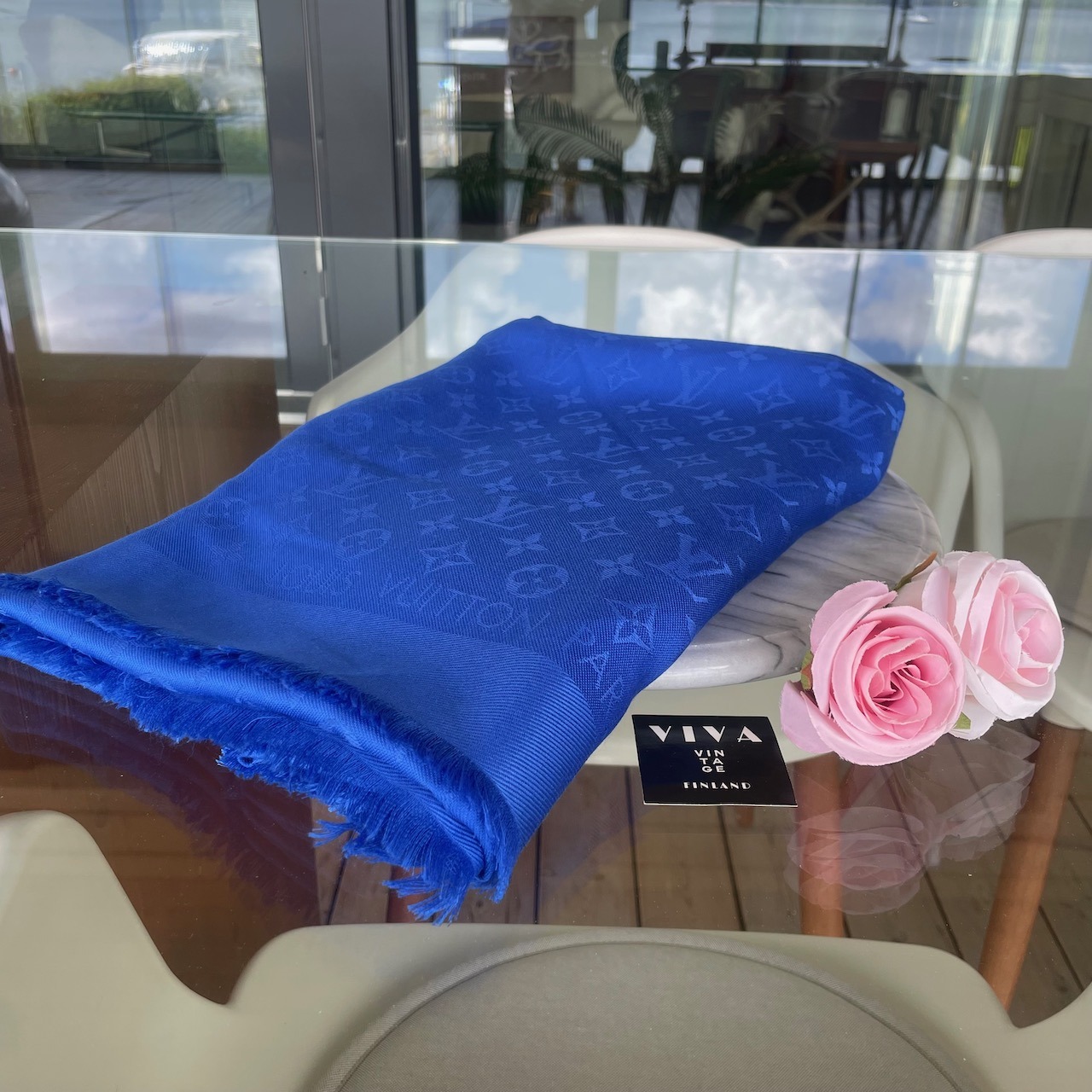 Louis Vuitton Classic Monogram Shawl - Image 4