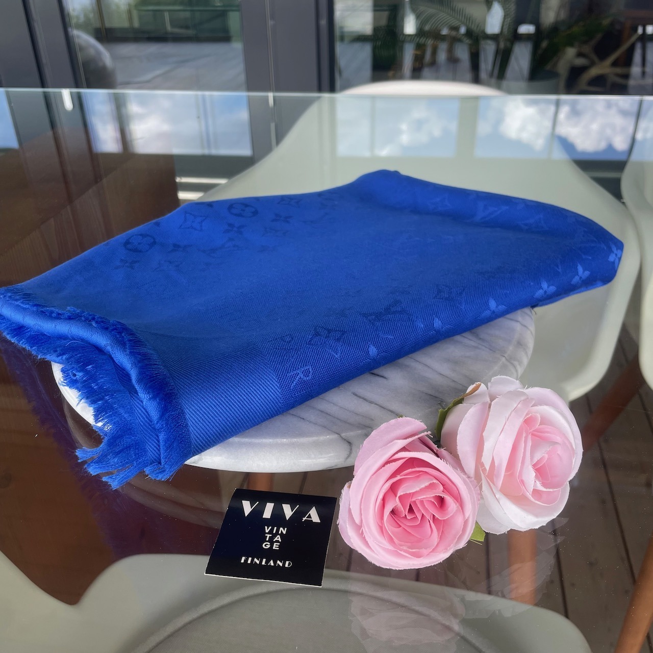 Louis Vuitton Classic Monogram Shawl - Image 2
