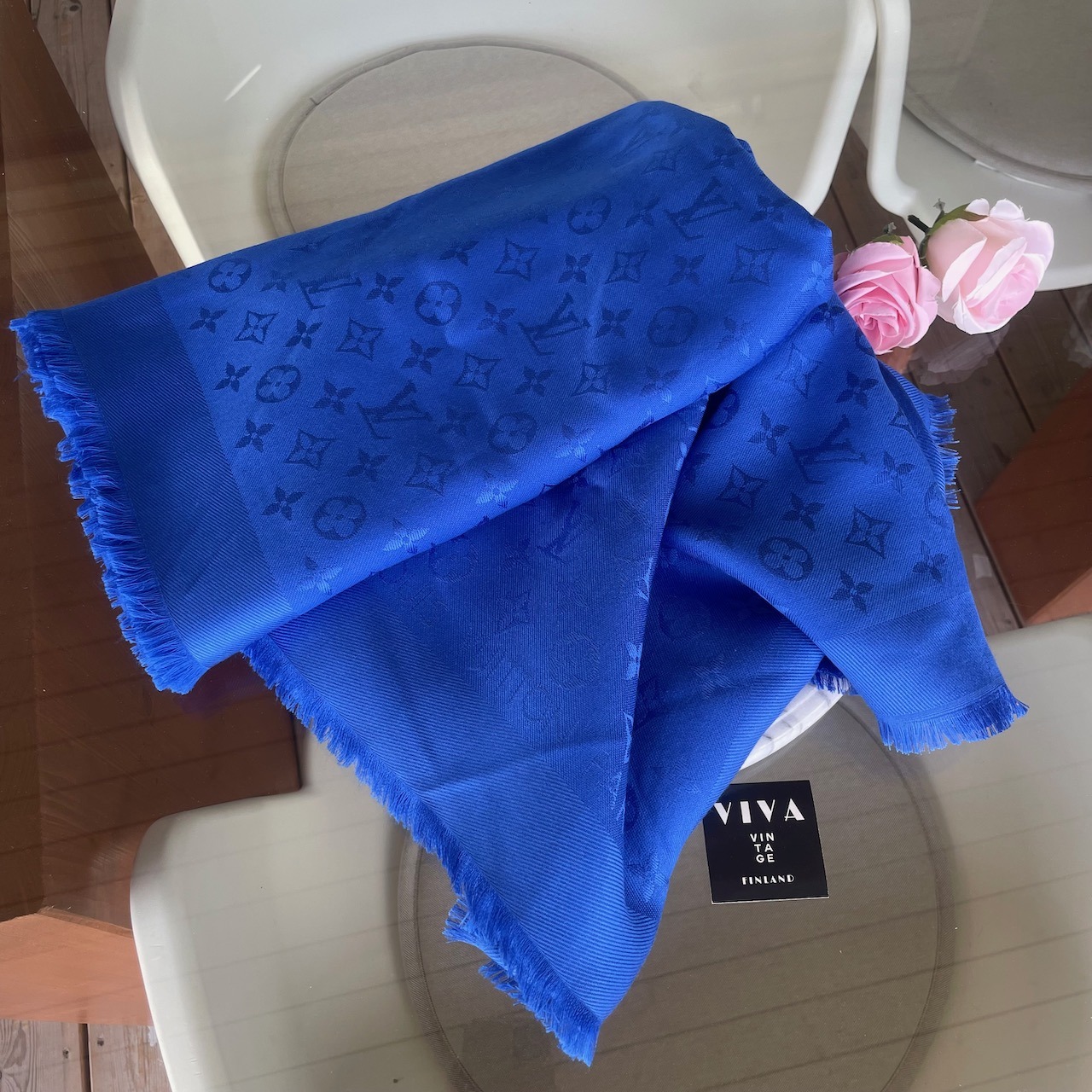 Louis Vuitton Classic Monogram Shawl - Image 5